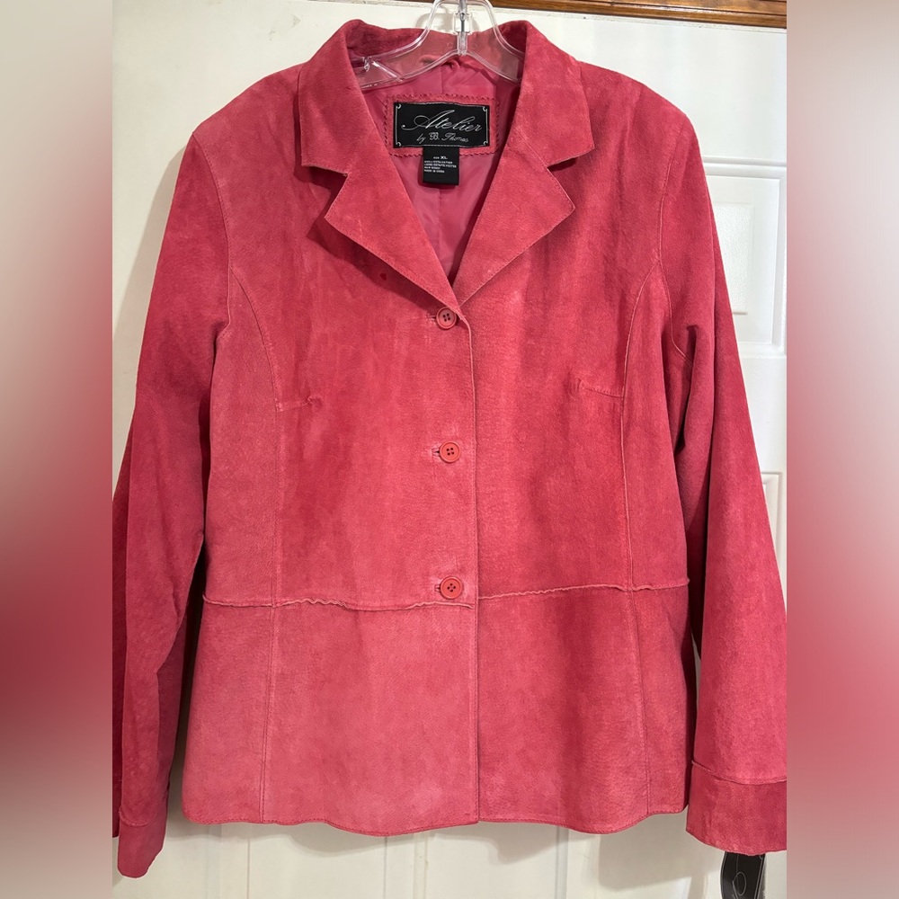 Bring in fall with this Suede blazer